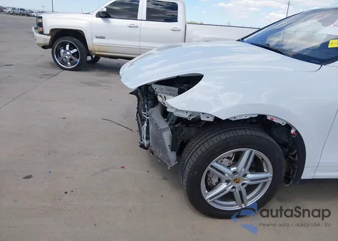 2016 Porsche Cayenne S z USA, uszkodzony, nr VIN WP1AB2A29GLA93652